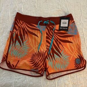 Born Primitive Island Short Size 32. NWT